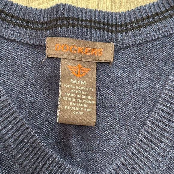 Men's Levi’s Dockers Medium V-Neck Sweater Navy Blue Soft Long Sleeve Acrylic - Picture 7 of 7